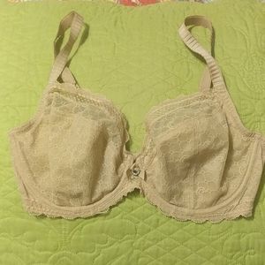 Chantelle lace bra